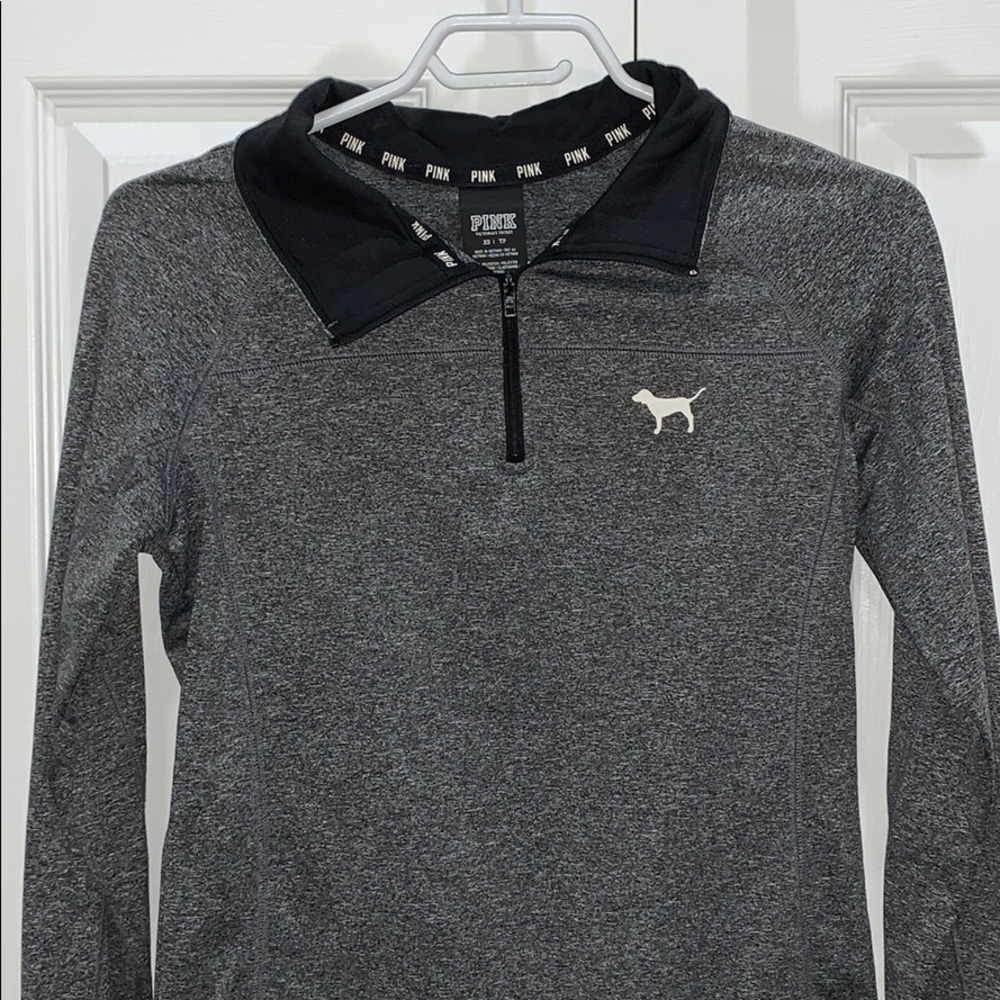 grey quarter zip, offers welcome !!
